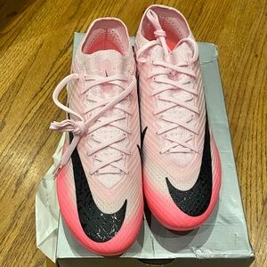 Nike Women's Pink and Black Athletic Shoes